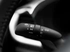 Toyota Hilux (2024) thumbnail 23