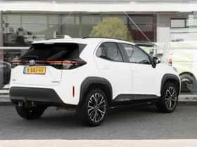 Toyota Yaris Cross (2022) thumbnail 2