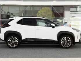 Toyota Yaris Cross (2022) thumbnail 3