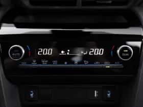 Toyota Yaris Cross (2022) thumbnail 25