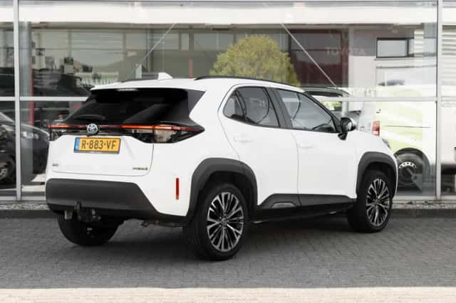 Toyota Yaris Cross (2022) thumbnail 2