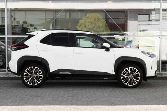 Toyota Yaris Cross (2022) thumbnail 3