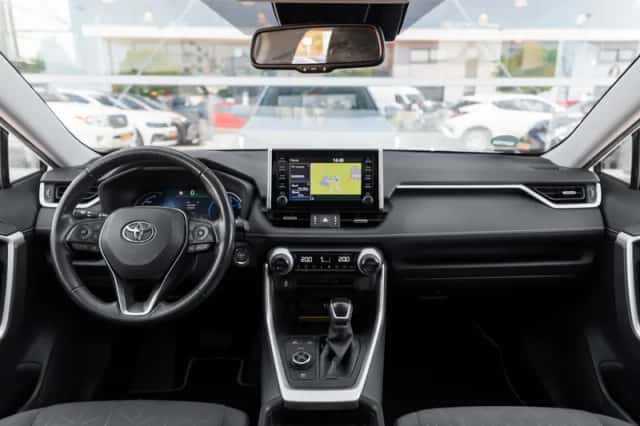 Toyota RAV4 (2019) thumbnail 4
