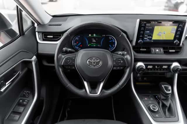 Toyota RAV4 (2019) thumbnail 5