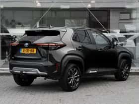 Toyota Yaris Cross (2023) thumbnail 2