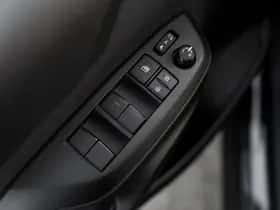 Toyota Yaris Cross (2023) thumbnail 31