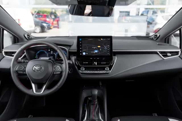 Toyota Corolla (2026) thumbnail 4