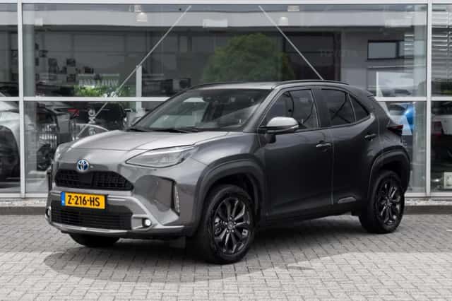 Toyota Yaris Cross (2024) thumbnail 1