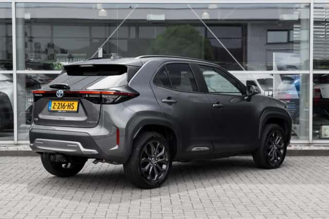 Toyota Yaris Cross (2024) thumbnail 2