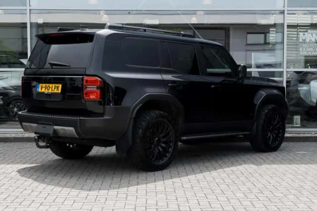 Toyota Land Cruiser (2024) thumbnail 2