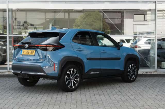 Toyota Yaris Cross (2022) thumbnail 2