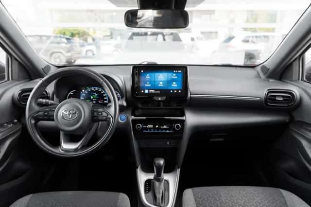 Toyota Yaris Cross (2022) thumbnail 4