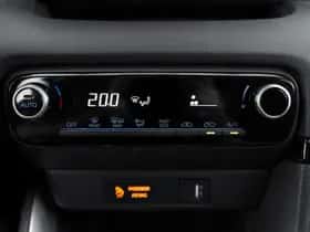 Toyota Yaris (2021) thumbnail 23
