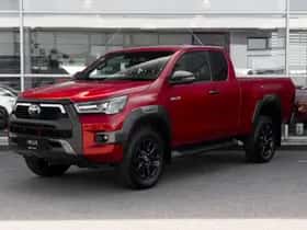 Toyota Hilux (2024) thumbnail 1