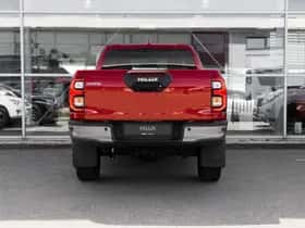 Toyota Hilux (2024) thumbnail 13