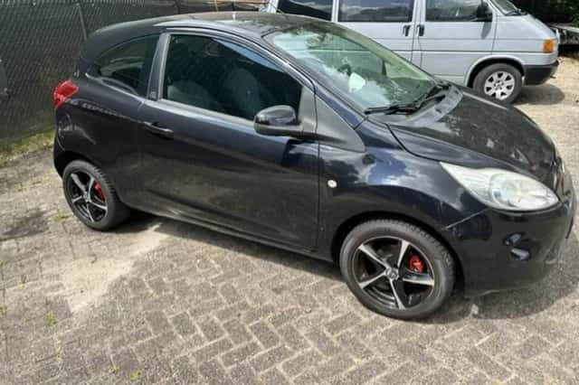 Ford Ka (2010) thumbnail 3