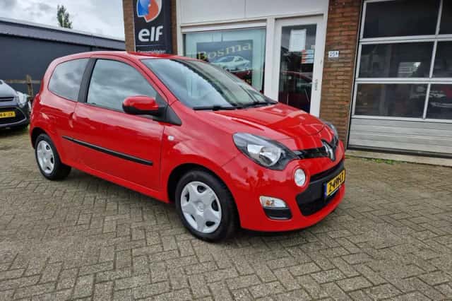 Renault Twingo (2014) thumbnail 2