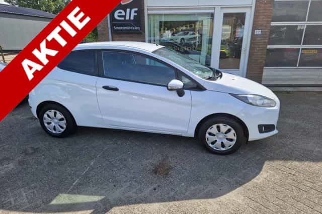 Ford Fiesta (2017) thumbnail 1