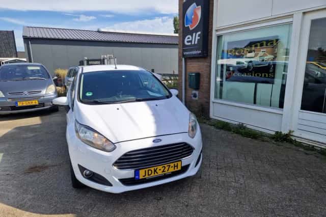 Ford Fiesta (2017) thumbnail 4