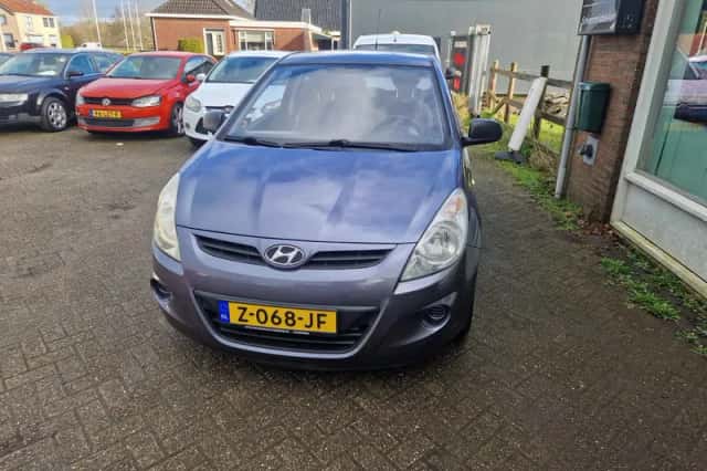 Hyundai i20 (2010) thumbnail 4