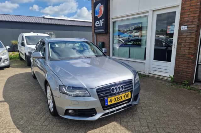 Audi A4 (2008) thumbnail 3