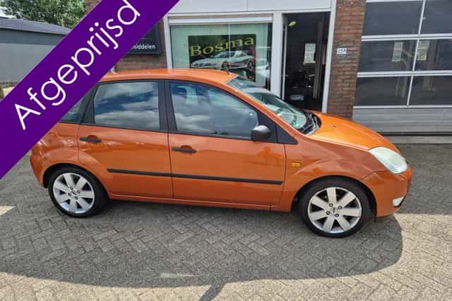 Ford Fiesta (2004) thumbnail 1