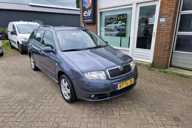 Škoda Fabia (2006) thumbnail 2