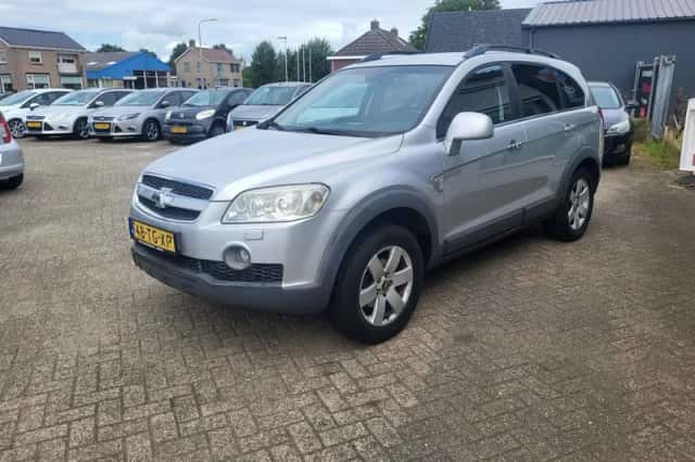Chevrolet Captiva (2006) thumbnail 4