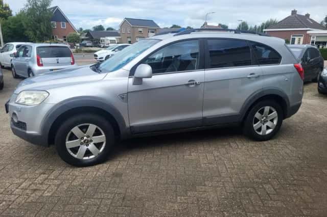 Chevrolet Captiva (2006) thumbnail 5