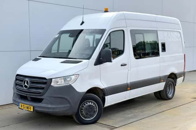 Mercedes-Benz Sprinter (2020) thumbnail 1