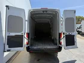 Ford Transit thumbnail 10