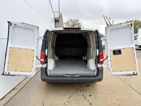 Mercedes-Benz Vito (2024) thumbnail 10