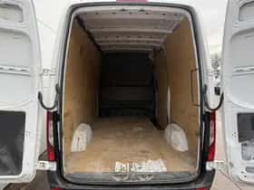 Mercedes-Benz Sprinter (2021) thumbnail 11