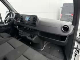 Mercedes-Benz Sprinter (2021) thumbnail 8