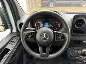 Mercedes-Benz Sprinter (2021) thumbnail 17