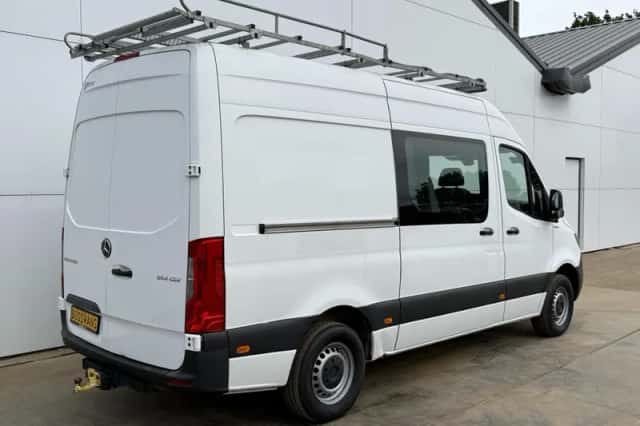 Mercedes-Benz Sprinter (2021) thumbnail 3