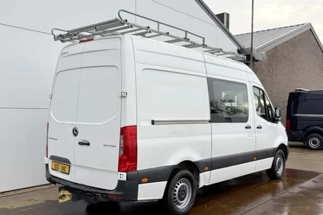 Mercedes-Benz Sprinter (2021) thumbnail 3
