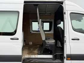 Mercedes-Benz Sprinter (2021) thumbnail 10