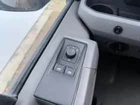 Volkswagen Crafter (2021) thumbnail 24