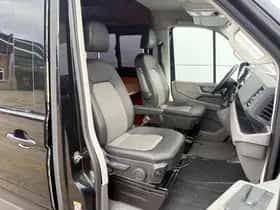 Volkswagen Crafter (2021) thumbnail 6