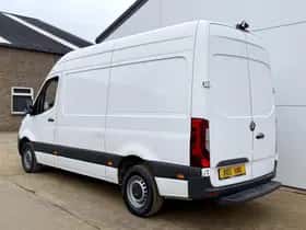 Mercedes-Benz Sprinter (2021) thumbnail 2