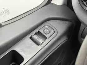 Mercedes-Benz Sprinter (2021) thumbnail 18