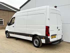 Mercedes-Benz Sprinter (2022) thumbnail 2