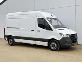 Mercedes-Benz Sprinter (2022) thumbnail 4