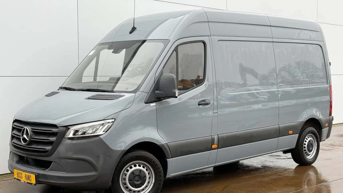 Mercedes-Benz Sprinter (2023) — foto 1