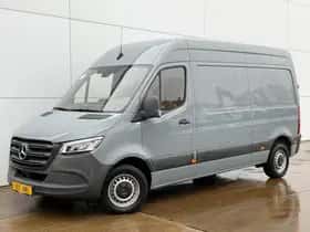 Mercedes-Benz Sprinter (2023) thumbnail 1