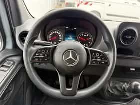 Mercedes-Benz Sprinter (2023) thumbnail 18