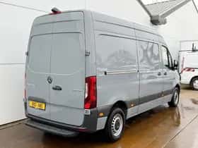 Mercedes-Benz Sprinter (2023) thumbnail 3