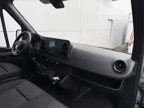 Mercedes-Benz Sprinter (2023) thumbnail 8