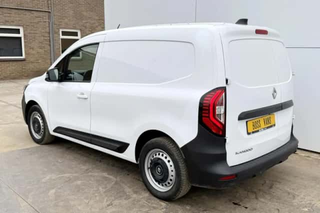Renault Kangoo (2024) thumbnail 2